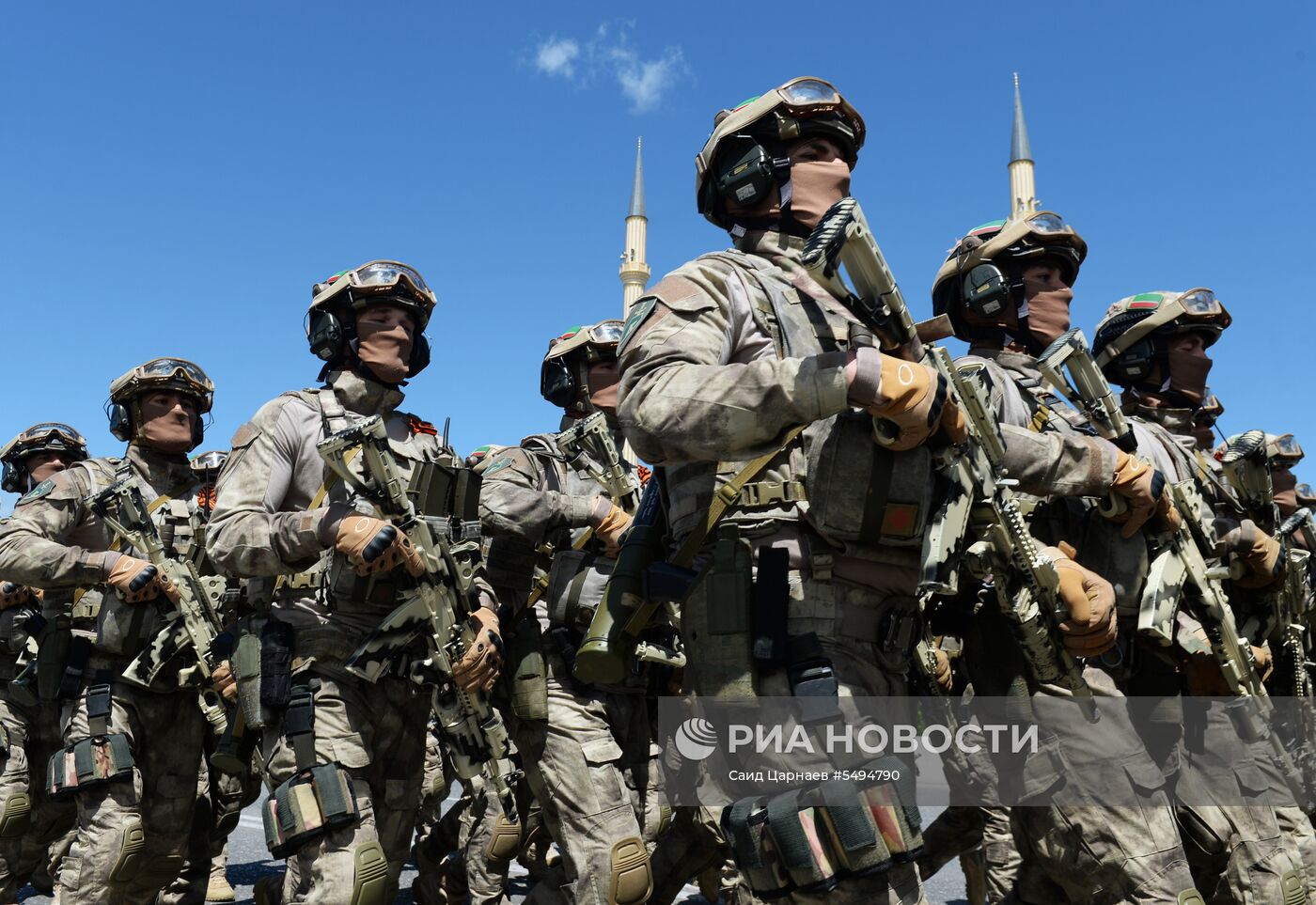 Празднование Дня Победы в городах России
