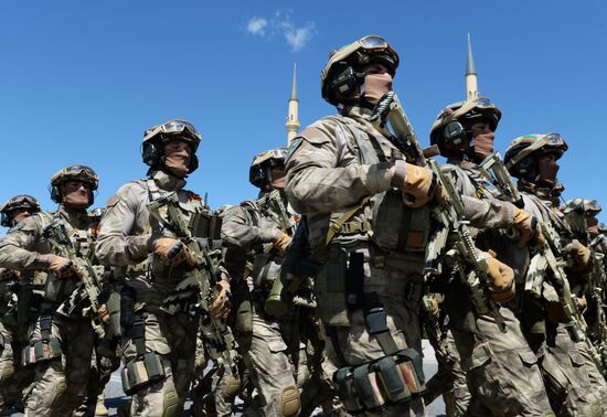 Празднование Дня Победы в городах России