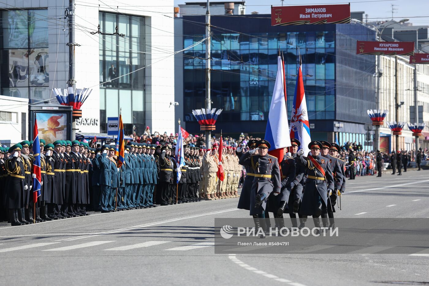 Празднование Дня Победы в городах России