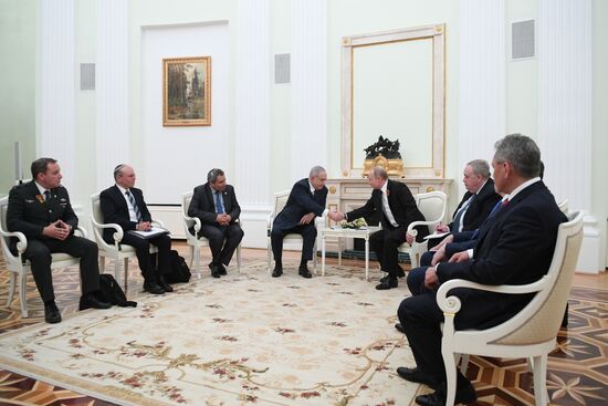Встреча президента РФ В. Путина с премьер-министром Израиля Б. Нетаньяху