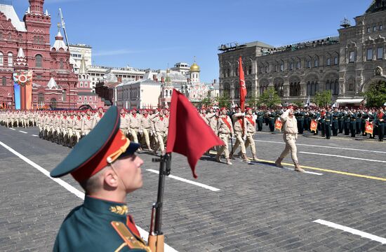 Военный парад, посвящённый 73-й годовщине Победы в ВОВ