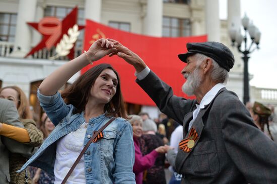 Празднование Дня Победы в городах России 