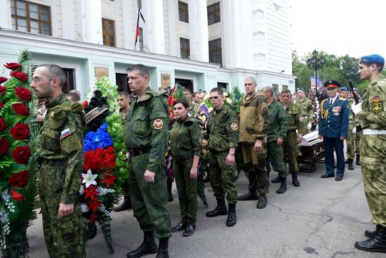 Прощание с командиром батальона "Пятнашка" О. Мамиевым в Донецке