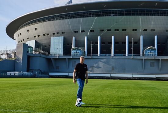 Эрнан Креспо посетил «Стадион Санкт-Петербург» 
