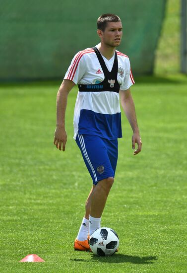 Футбол. Учебно-тренировочный сбор национальной команды 