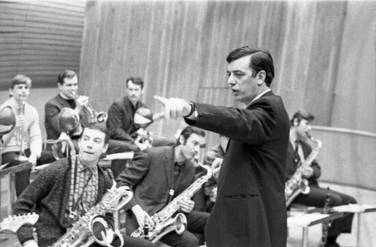 Композитор Раймонд Паулс