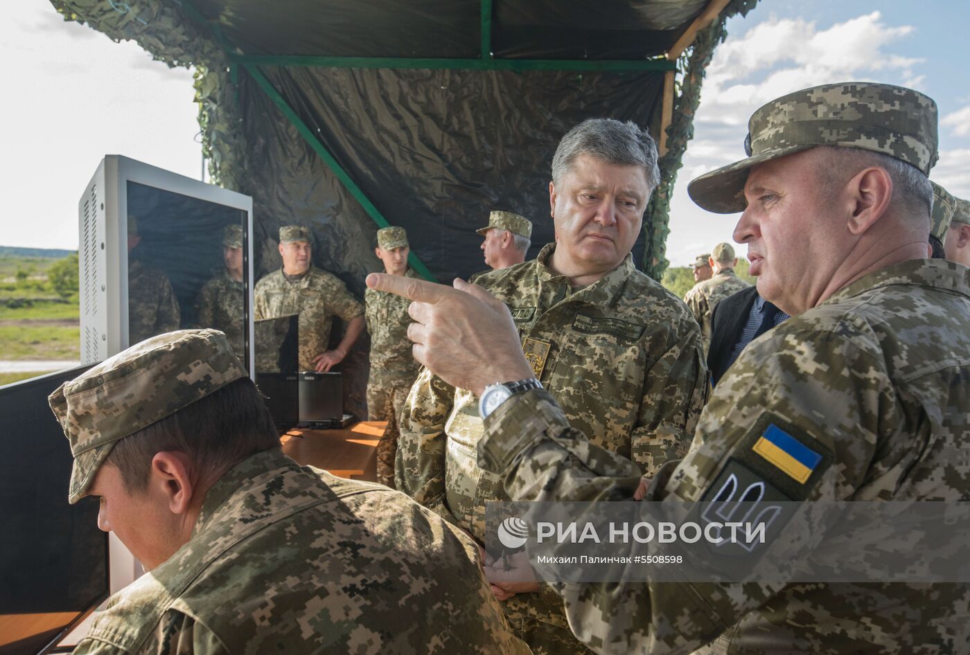 Испытания противотанковых комплексов "Джавелин" на Украине