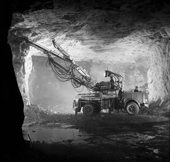 Джезказганский горно-обогатительный комбинат в Казахстане