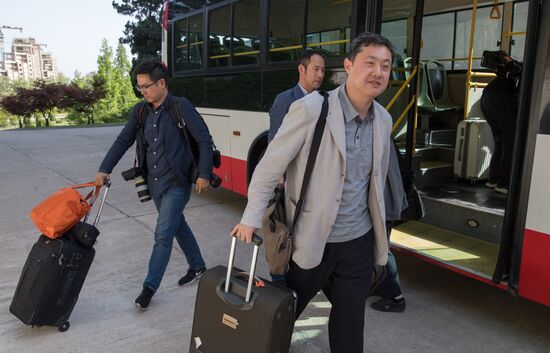Представители мировых СМИ вылетели из Пекина на закрытие ядерного полигона в КНДР