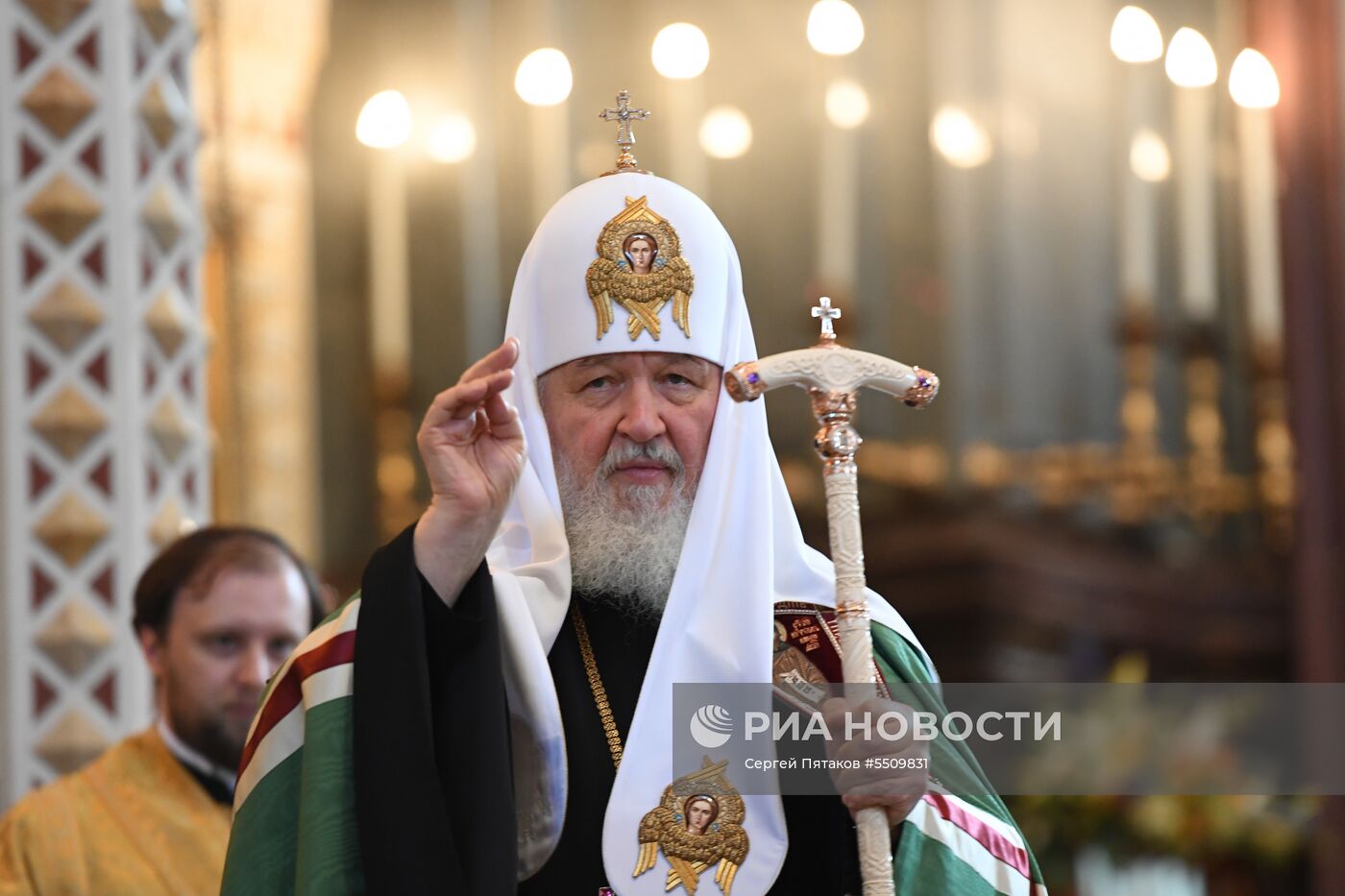 Божественная литургия в день памяти святых равноапостольных Кирилла и Мефодия