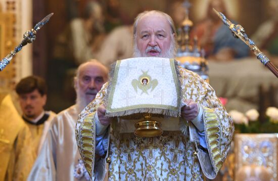 Божественная литургия в день памяти святых равноапостольных Кирилла и Мефодия 