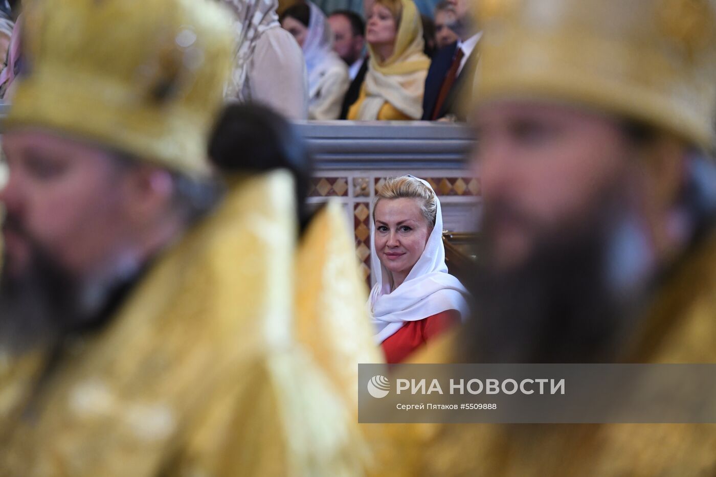 Божественная литургия в день памяти святых равноапостольных Кирилла и Мефодия