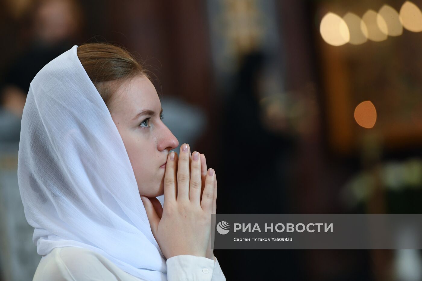 Божественная литургия в день памяти святых равноапостольных Кирилла и Мефодия