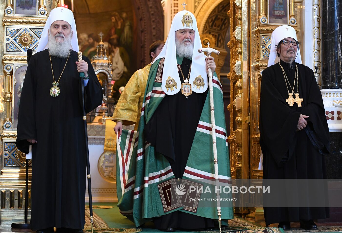 Божественная литургия в день памяти святых равноапостольных Кирилла и Мефодия