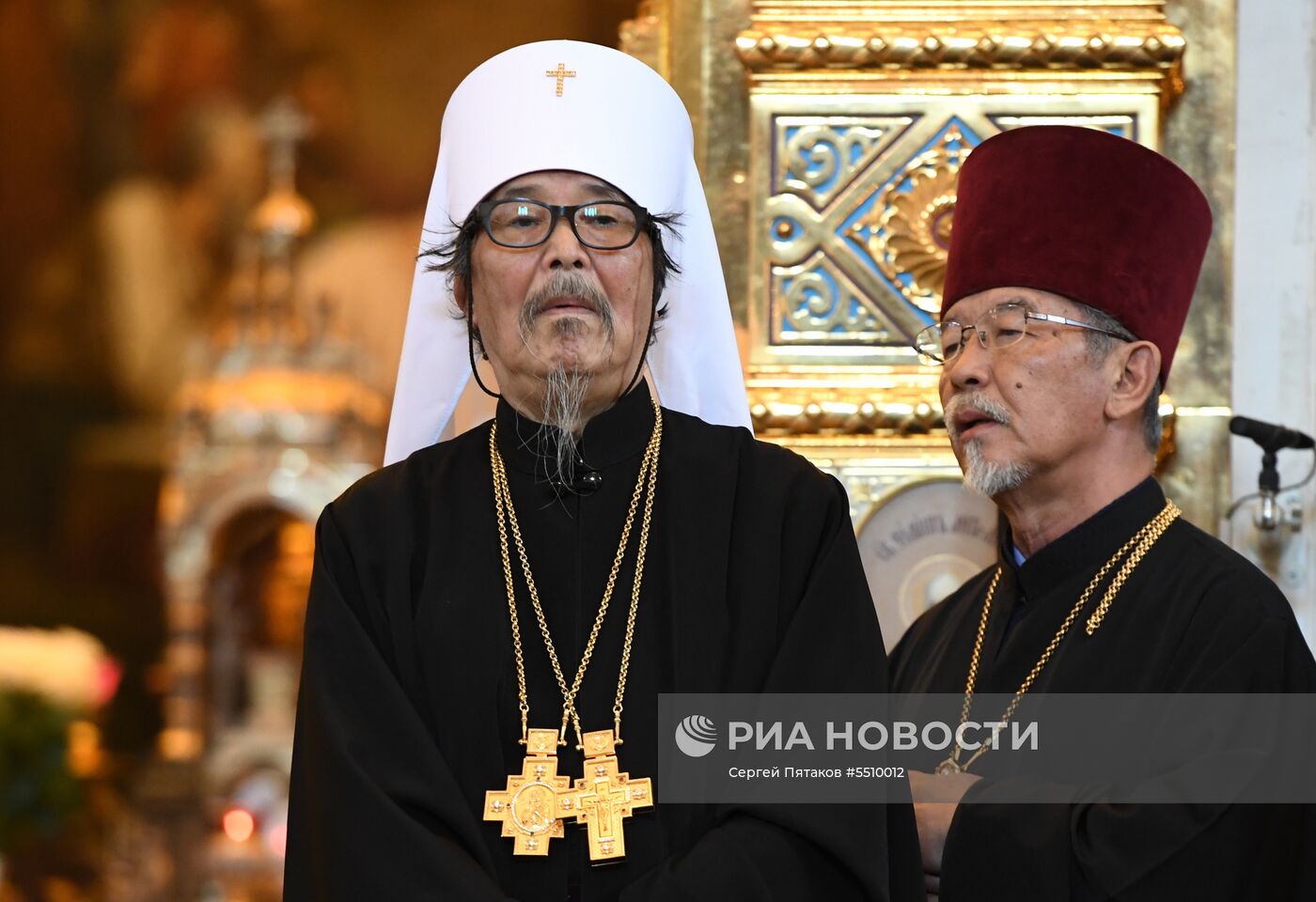 Божественная литургия в день памяти святых равноапостольных Кирилла и Мефодия