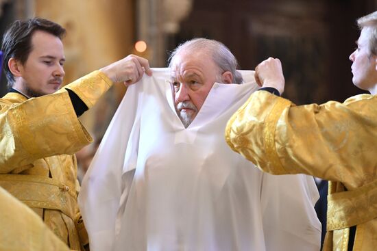 Божественная литургия в день памяти святых равноапостольных Кирилла и Мефодия 