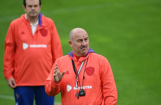 Футбол. Учебно-тренировочный сбор национальной команды 