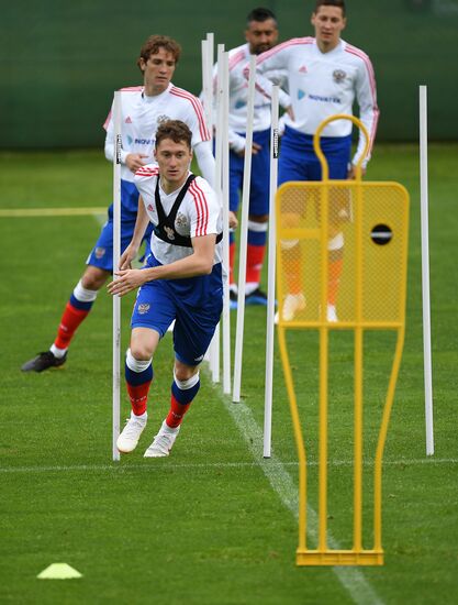 Футбол. Учебно-тренировочный сбор национальной команды 