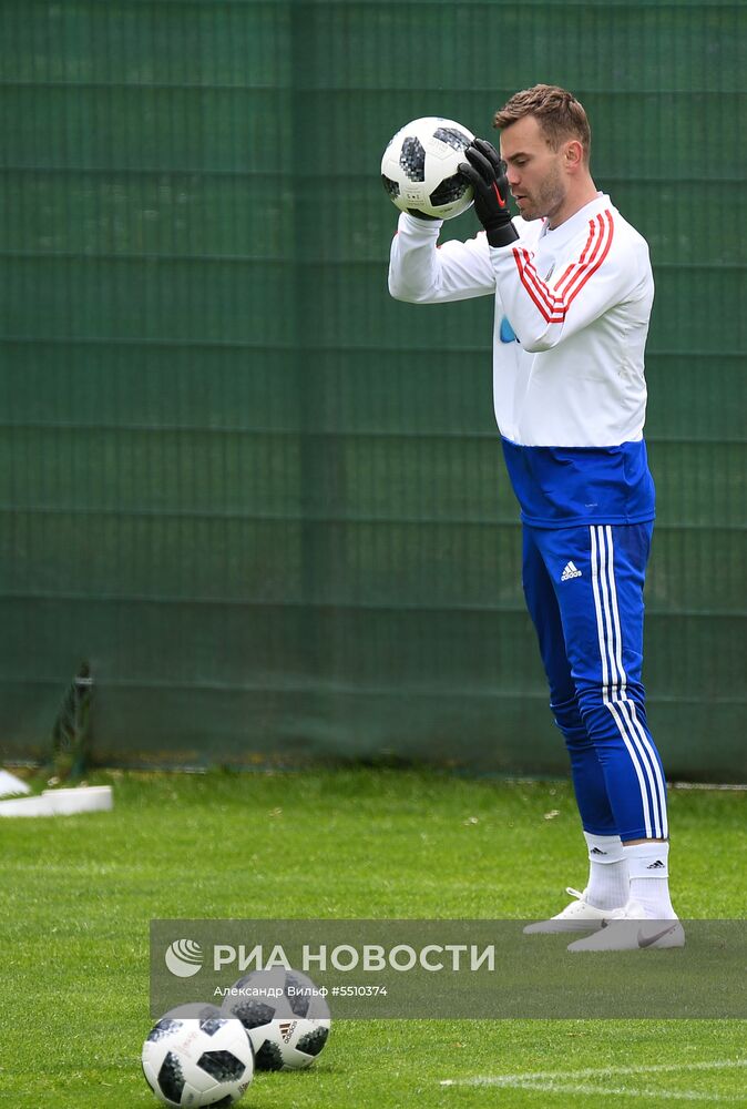 Футбол. Учебно-тренировочный сбор национальной команды 