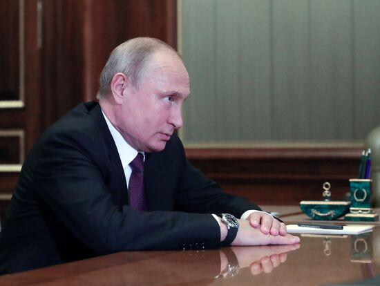 Президент РФ В. Путин провел ряд встреч в Санкт-Петербурге