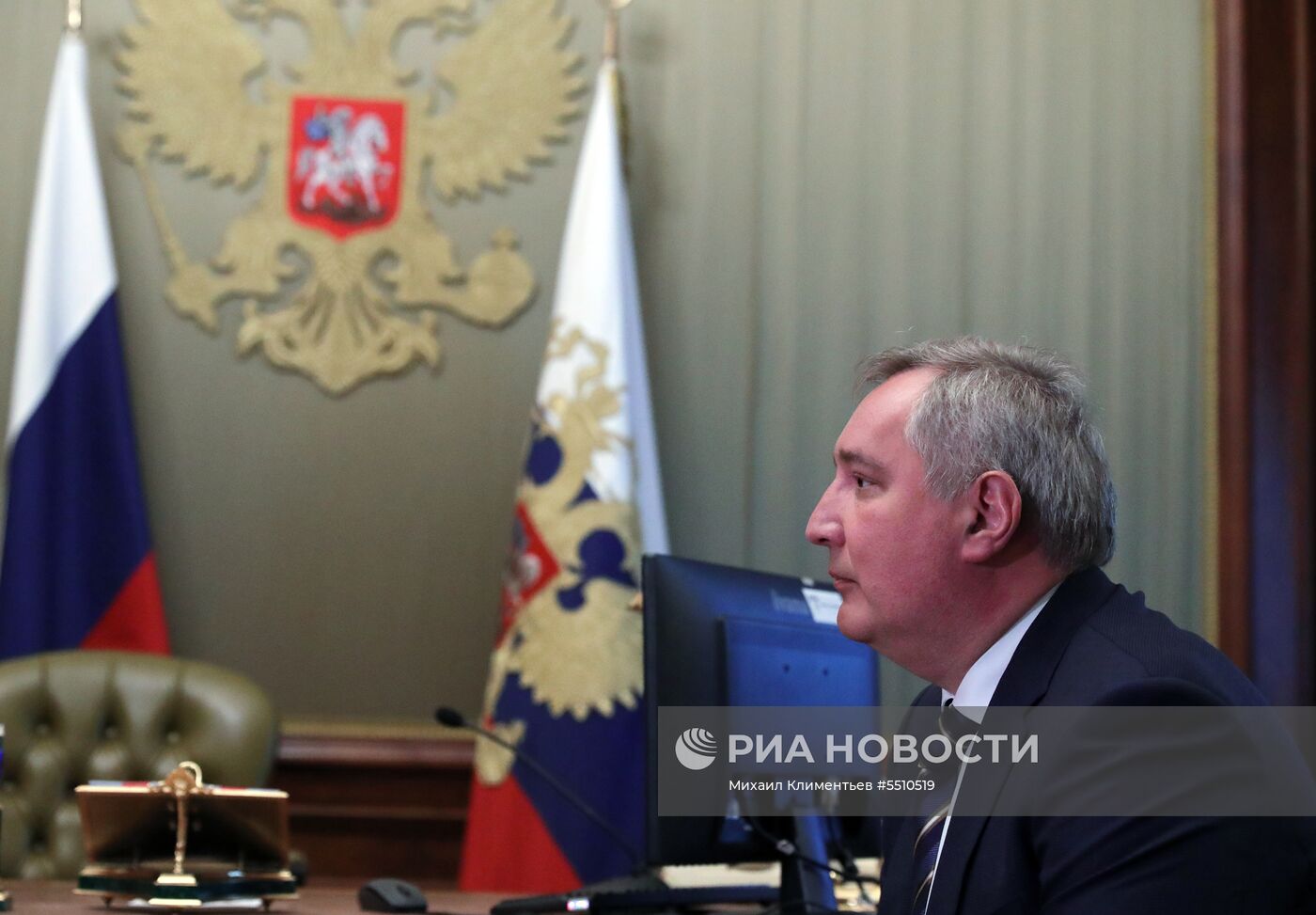 Президент РФ В. Путин провел ряд встреч в Санкт-Петербурге