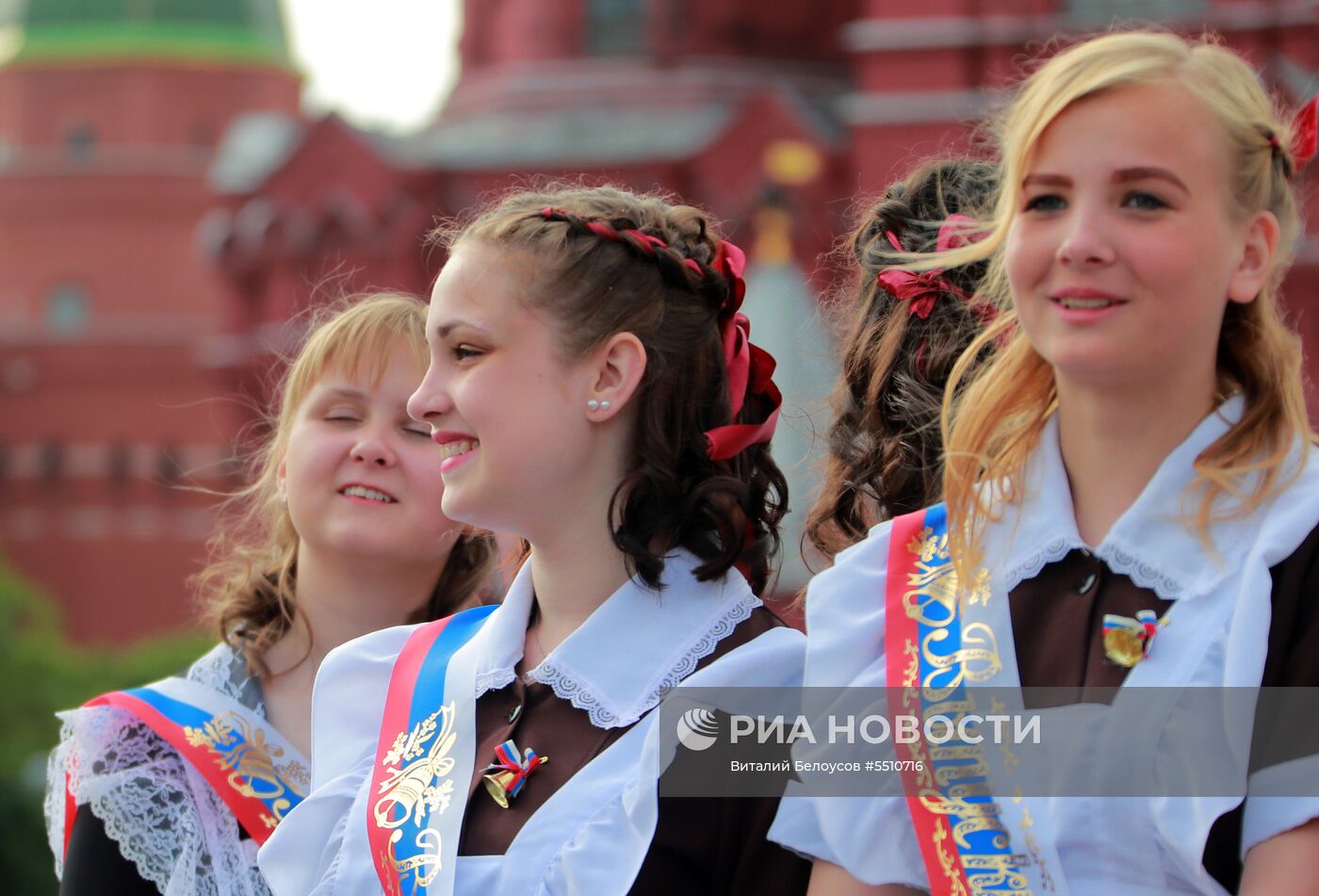 Празднование последнего звонка в Москве 