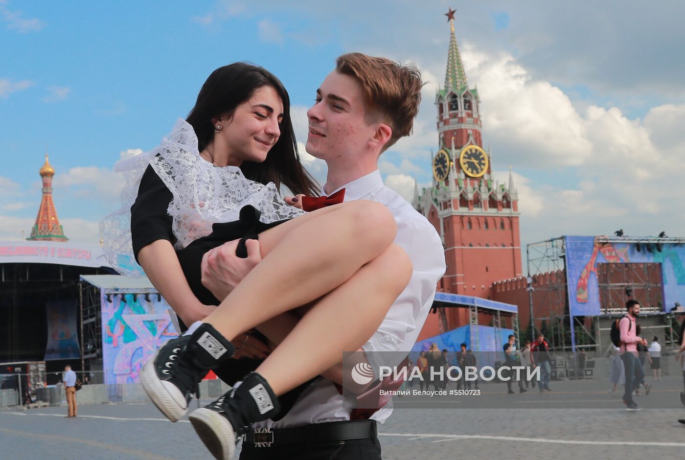 Празднование последнего звонка в Москве