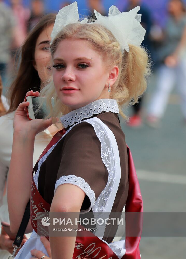 Празднование последнего звонка в Москве