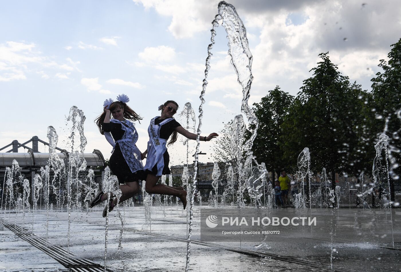 Празднование последнего звонка в Москве