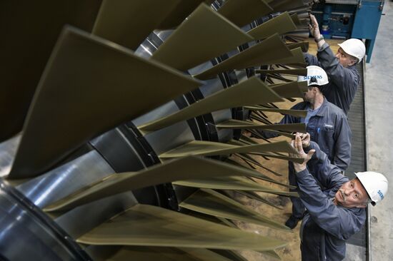 Открытие нового цеха на заводе компании «Сименс» в Санкт-Петербурге