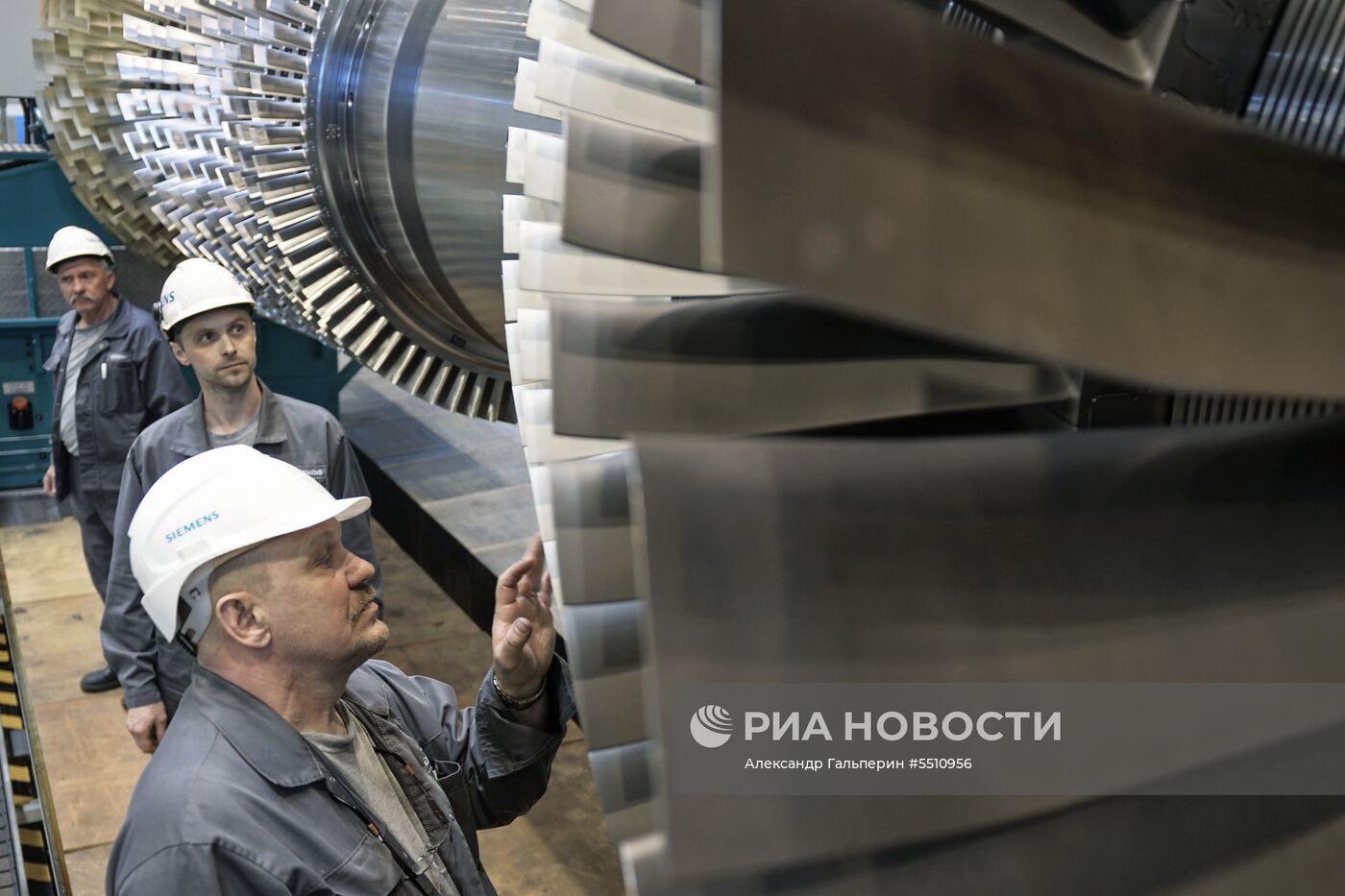 Открытие нового цеха на заводе компании «Сименс» в Санкт-Петербурге