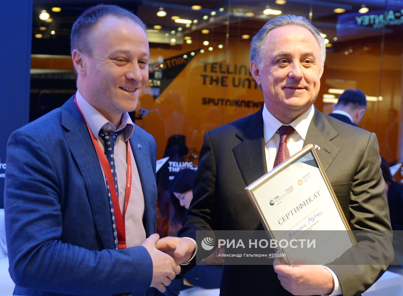 Работа стенда МИА «Россия сегодня» во второй день ПМЭФ