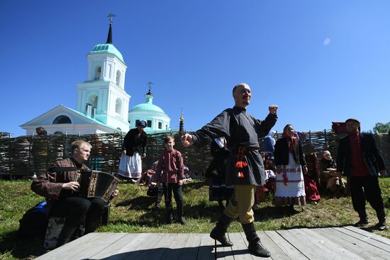 Русский народный праздник «Каравон» в Казани