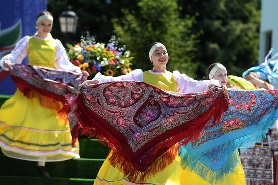 Русский народный праздник «Каравон» в Казани