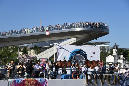 Первый чемпионат мира по граффити 3D на Москве-реке 