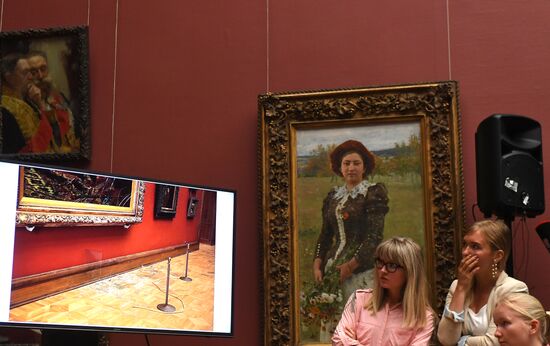 Брифинг по поводу повреждения картины И. Репина в Третьяковской галерее