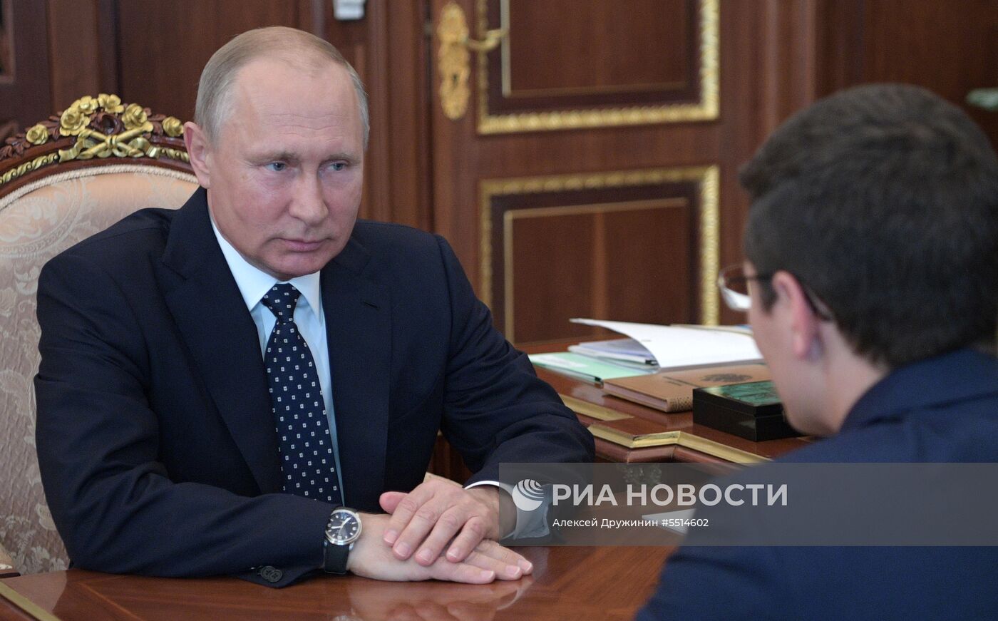Рабочая встреча президента РФ В. Путина с Д. Артюховым