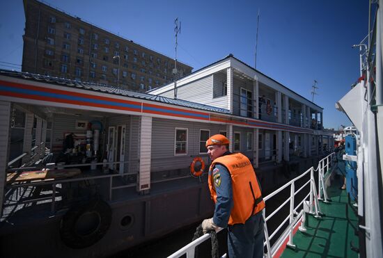  Пожарный корабль «Надежда»