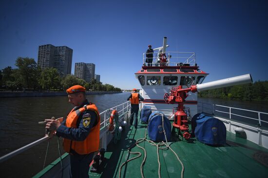  Пожарный корабль «Надежда»
