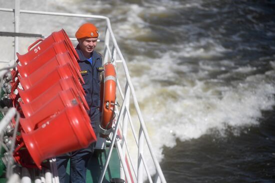  Пожарный корабль «Надежда»