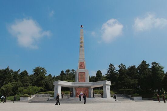 Визит главы МИД РФ С. Лаврова в Северную Корею