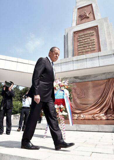 Визит главы МИД РФ С. Лаврова в Северную Корею