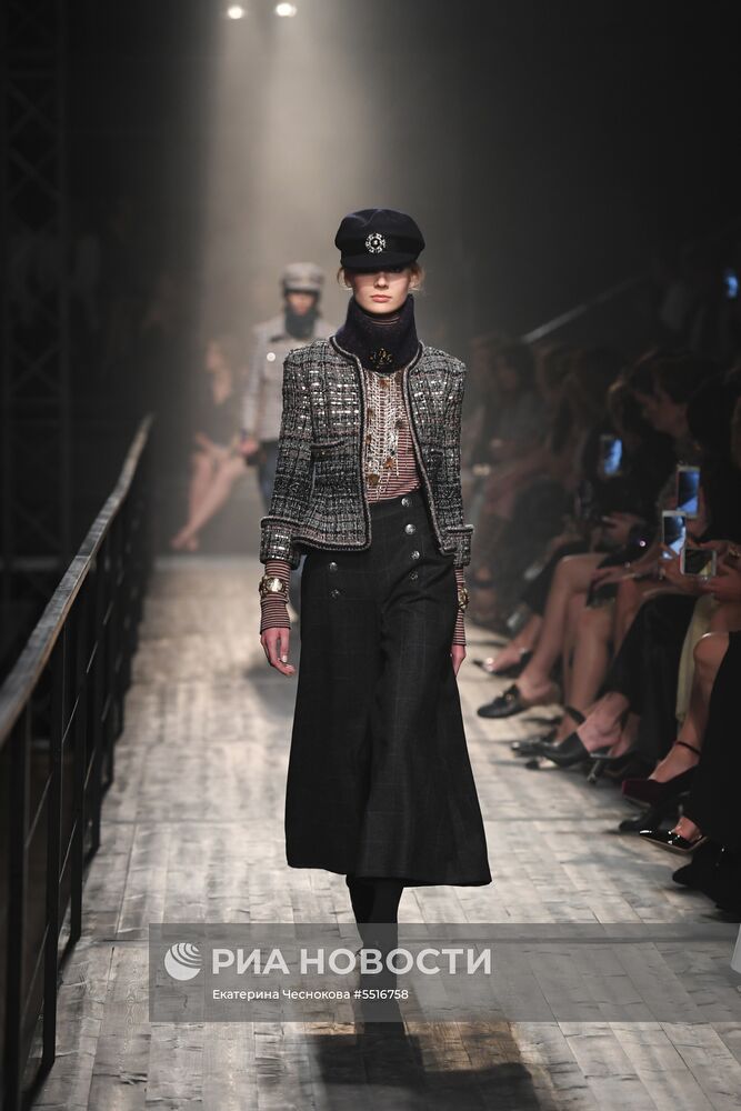 Показ коллекции Chanel Métiers d’art Paris-Hamburg 2017/2018