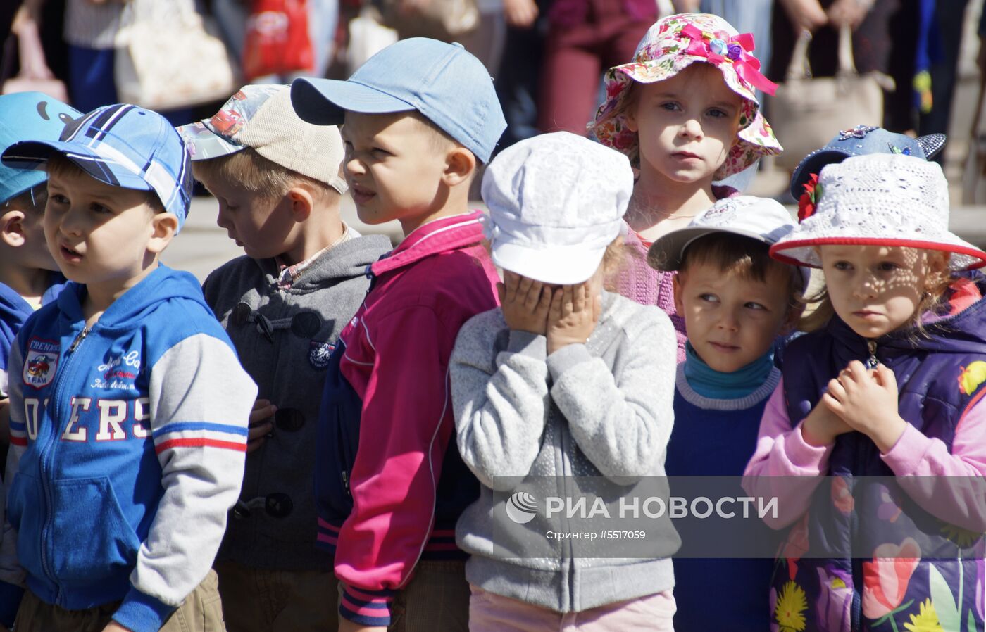 День защиты детей в Донецке и Луганске