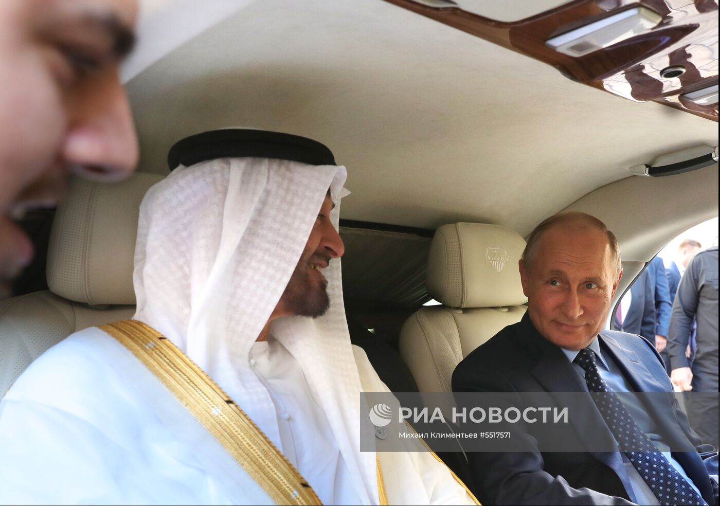 Президент РФ В. Путин встретился с наследным принцем Абу-Даби М. Аль Нахайяном