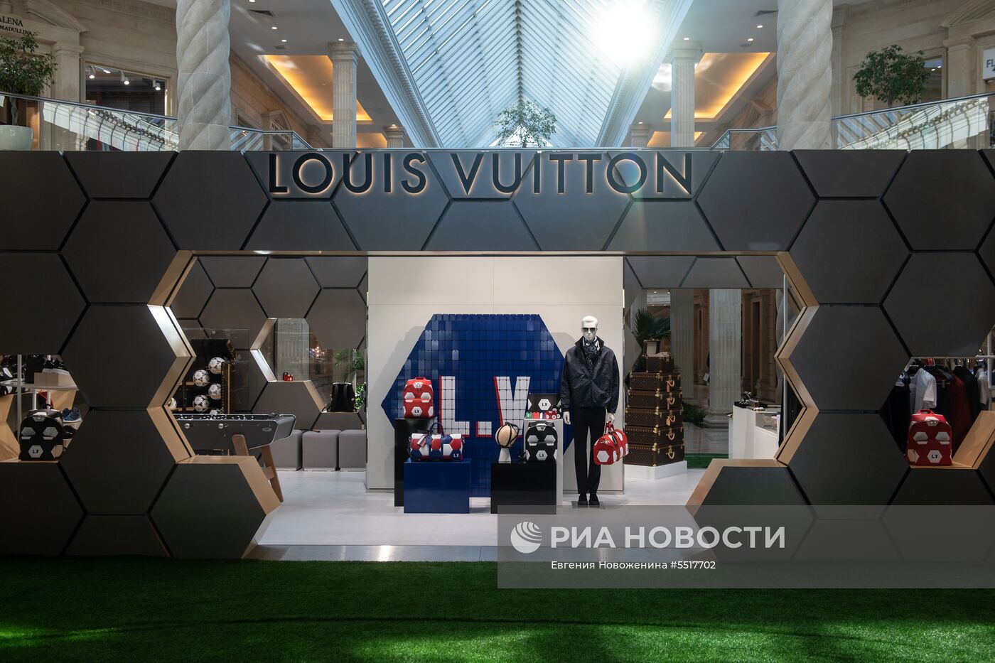 Коллекция Louis Vuitton, посвященная ЧМ-2018 по футболу
