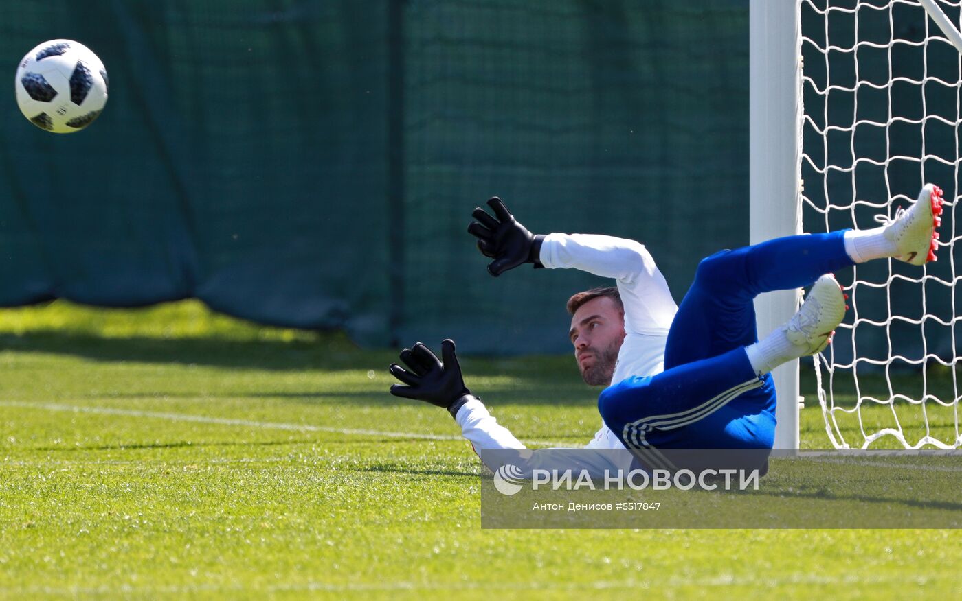 Футбол. Тренировка сборной России