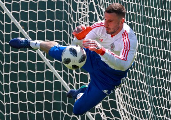 Футбол. Тренировка сборной России