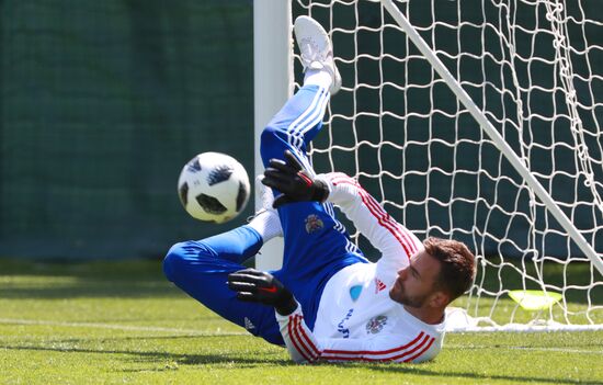 Футбол. Тренировка сборной России