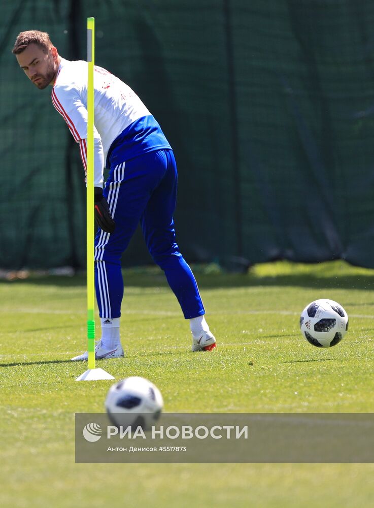 Футбол. Тренировка сборной России